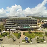 Main Palace 4*