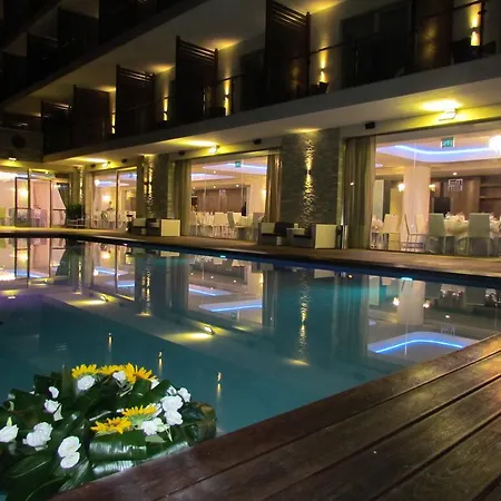 Main Palace 4* 로칼루메라