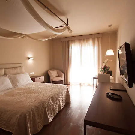 Hotel Main Palace 4*