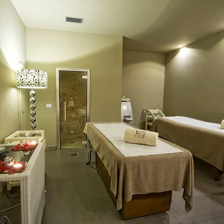 Main Palace 4*