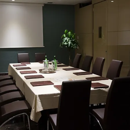 Main Palace Hotel 4*