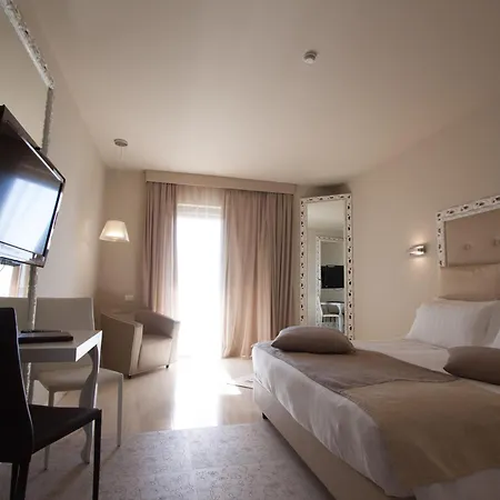 Main Palace 4* Roccalumera