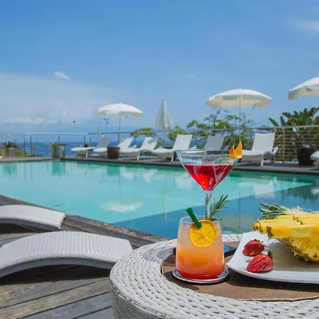 Main Palace Hotel