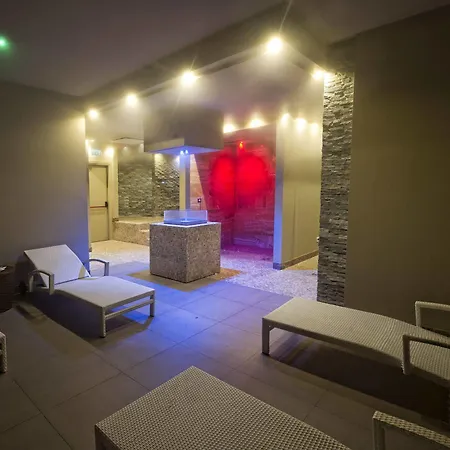Main Palace 4*