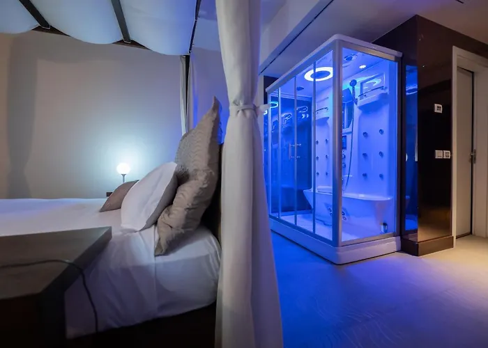 Main Palace Hotel 4*