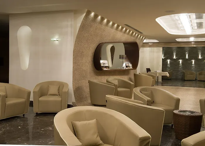 Hotel Main Palace 4*