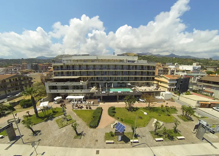 Main Palace 4*