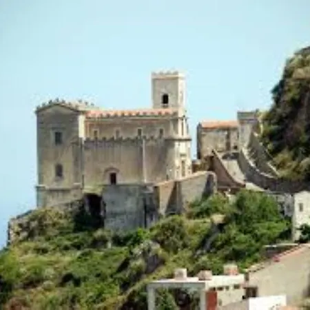 Main Palace Hotel 4*