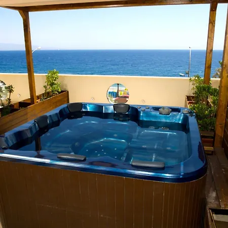 Main Palace Hotel 4*