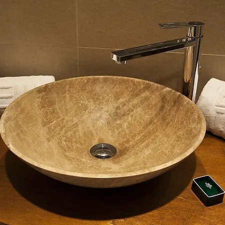 主宫酒店 洛卡卢美拉