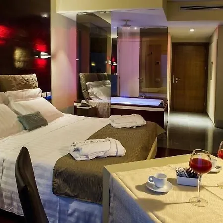 主宫酒店 洛卡卢美拉