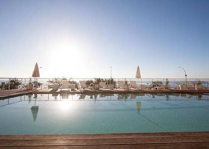 Main Palace Hotel 4*