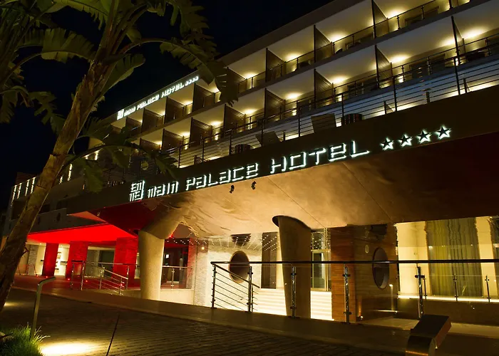 Main Palace 4* روكالوميرا