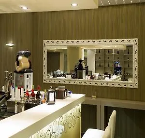 Main Palace Hotel 4*